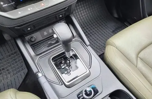 SSANGYONG Musso 