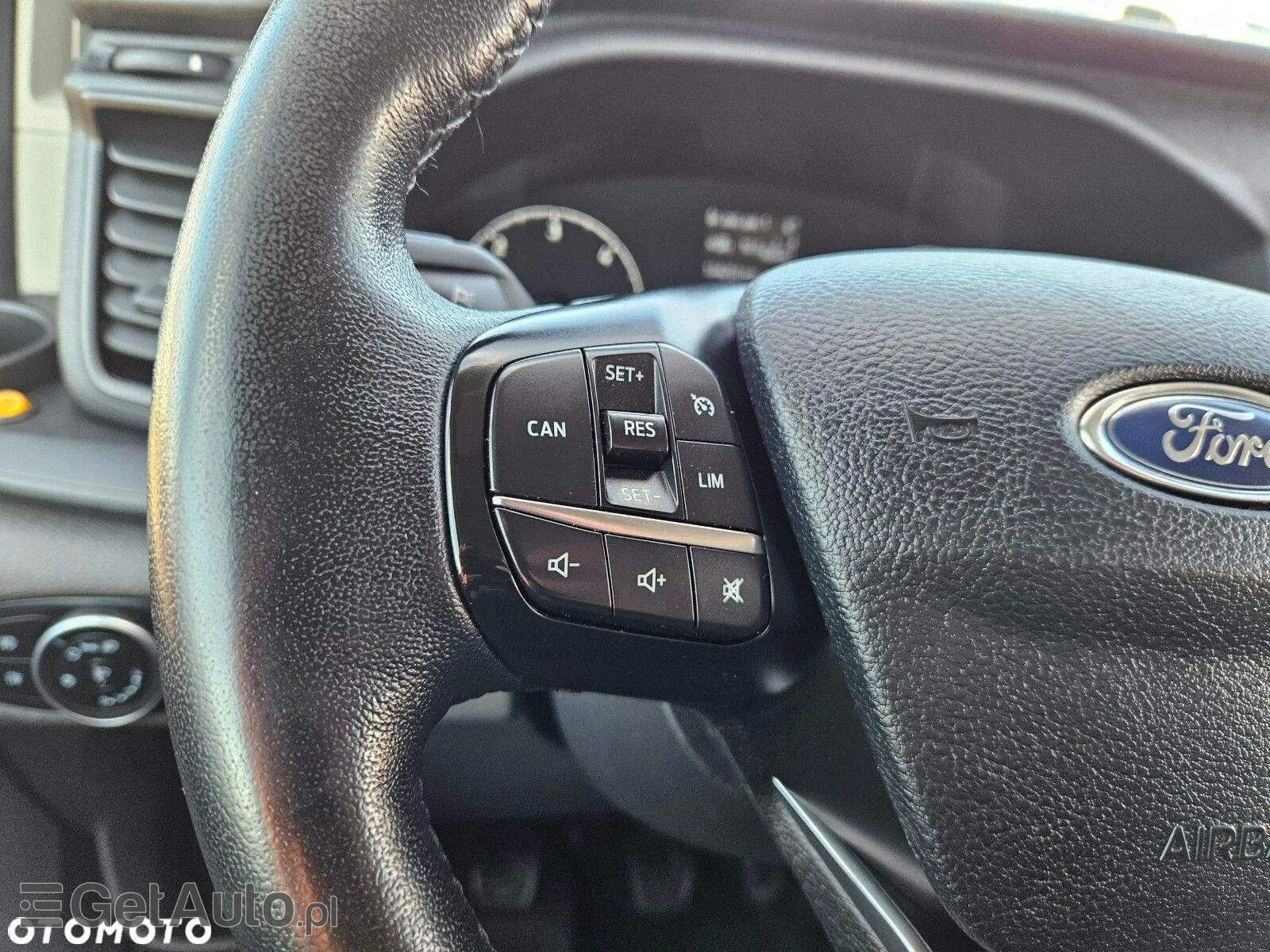 FORD Transit Custom L2 Trail