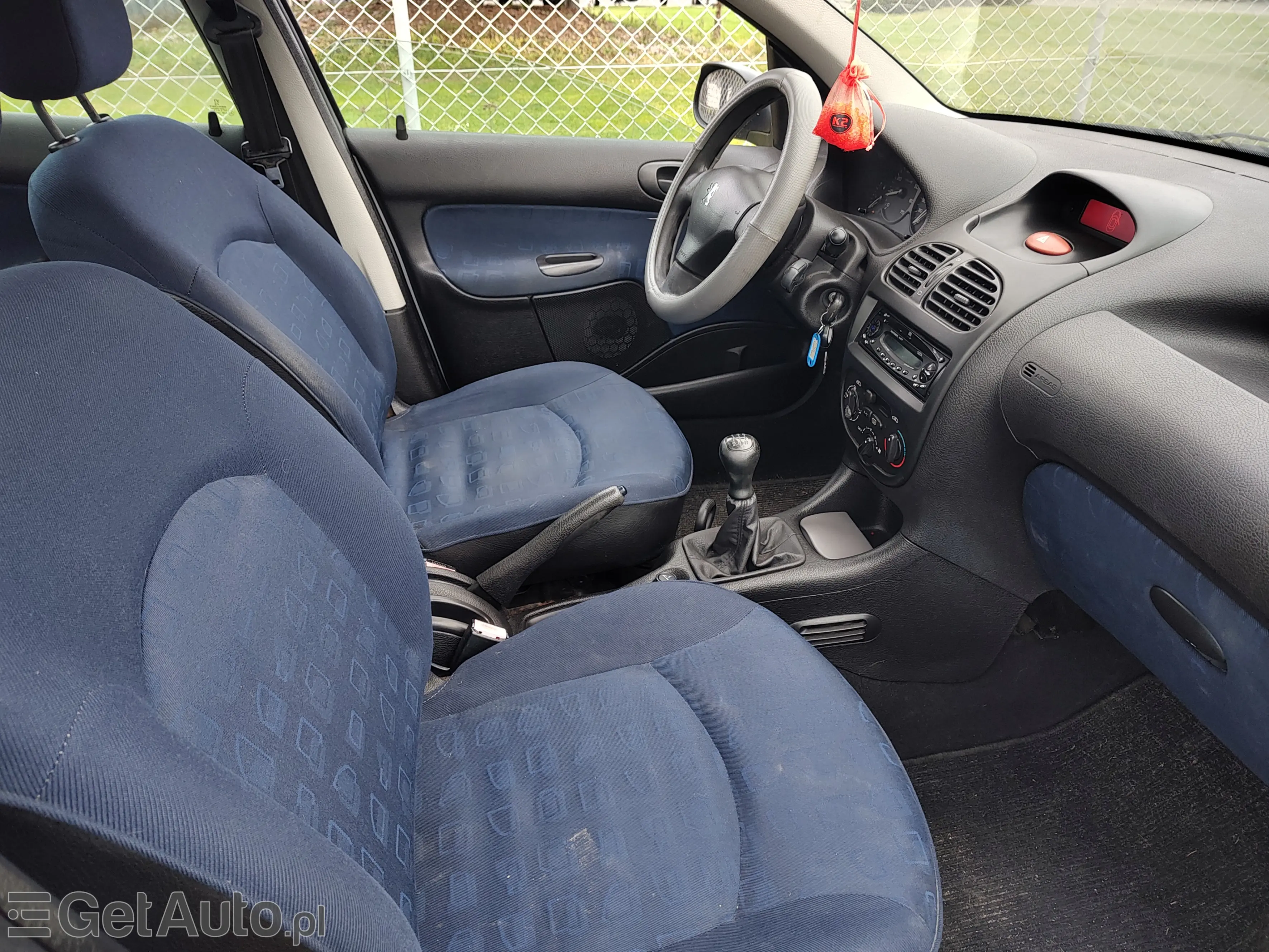 PEUGEOT 206 Presence