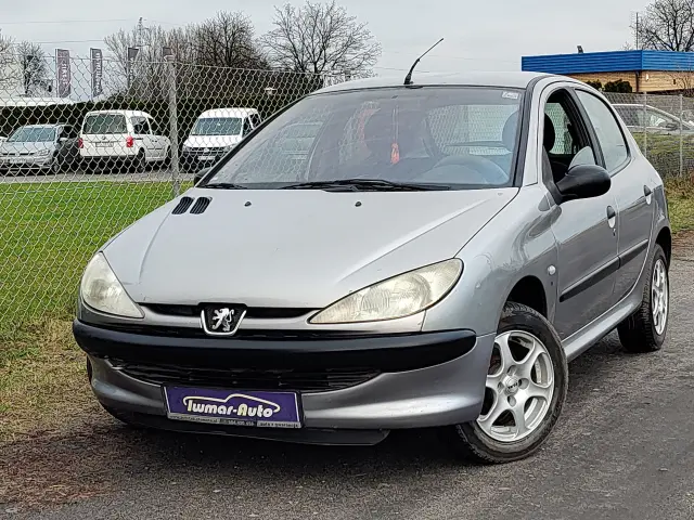 PEUGEOT 206 Presence