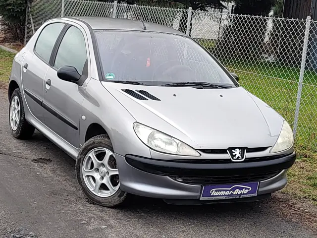 PEUGEOT 206 Presence