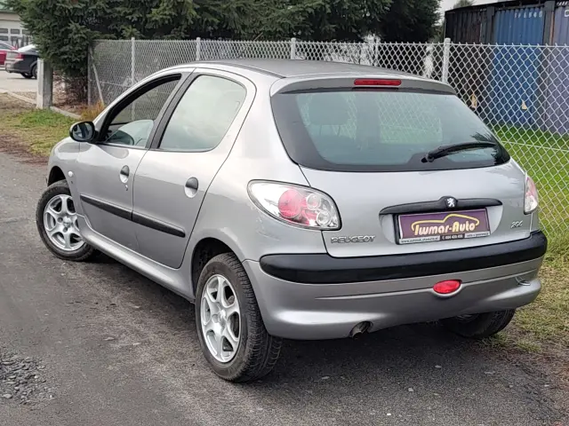 PEUGEOT 206 Presence