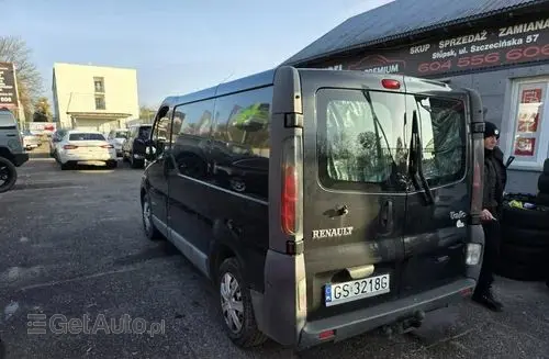 RENAULT Trafic 