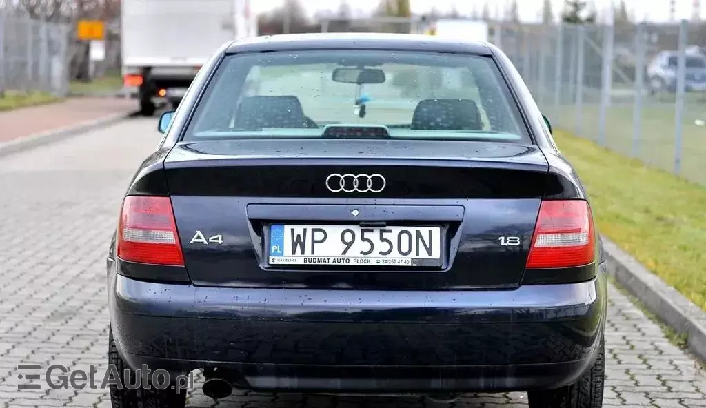 AUDI A4 