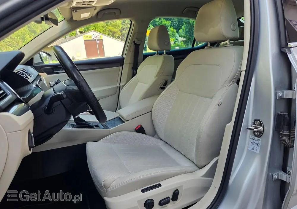 SKODA Superb 2.0 TSI Style DSG