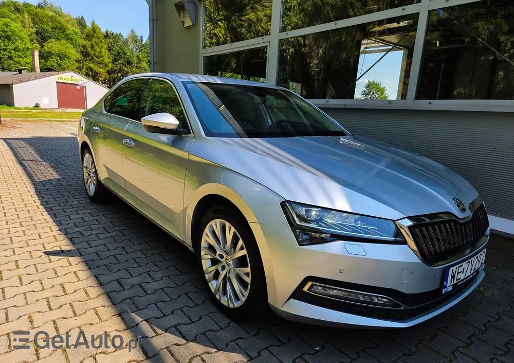 SKODA Superb 2.0 TSI Style DSG