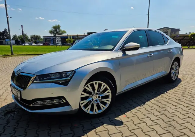 SKODA Superb 2.0 TSI Style DSG