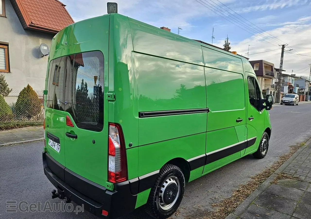 RENAULT Master 