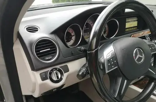 MERCEDES-BENZ Klasa C 