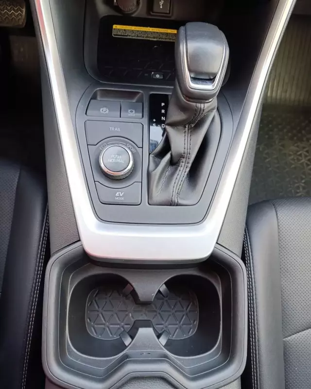 TOYOTA RAV4 2.5 Hybrid Executive 4x4