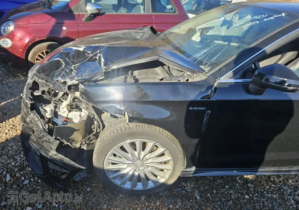 AUDI A3 Sportback 1.4 TFSI e-tron Ambiente
