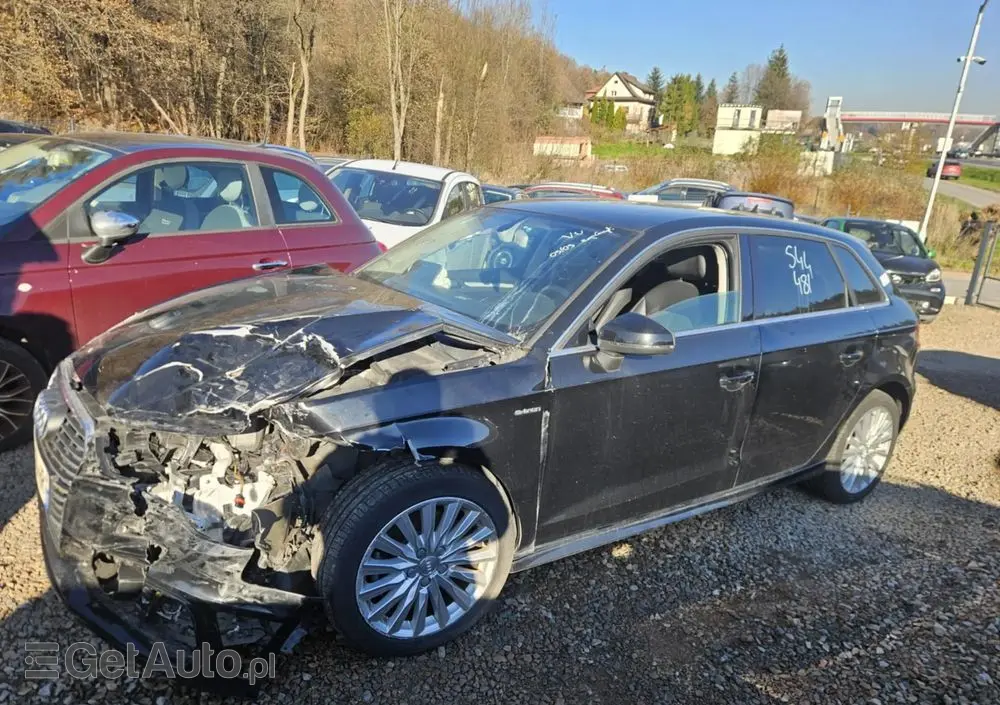 AUDI A3 Sportback 1.4 TFSI e-tron Ambiente