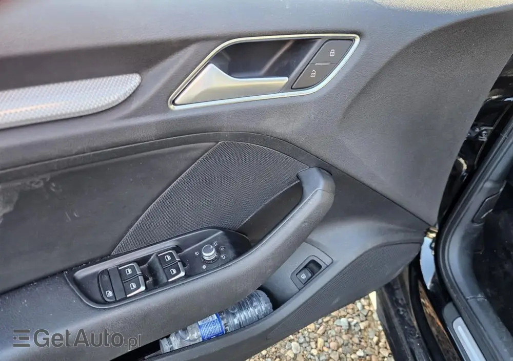 AUDI A3 Sportback 1.4 TFSI e-tron Ambiente