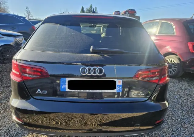AUDI A3 Sportback 1.4 TFSI e-tron Ambiente