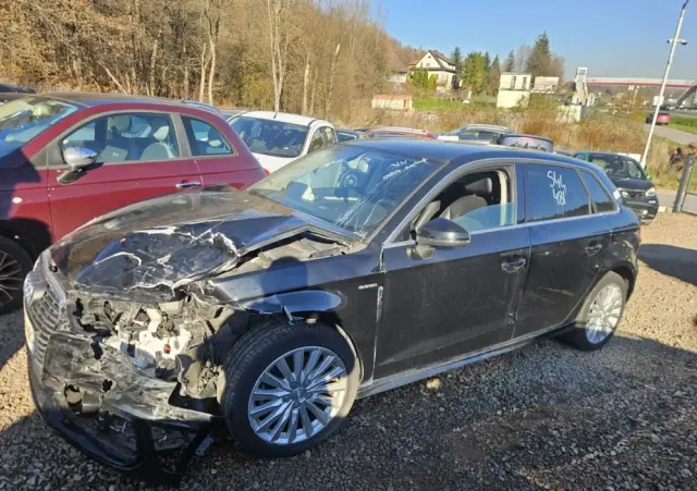 AUDI A3 Sportback 1.4 TFSI e-tron Ambiente