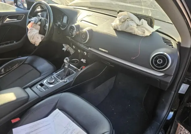 AUDI A3 Sportback 1.4 TFSI e-tron Ambiente