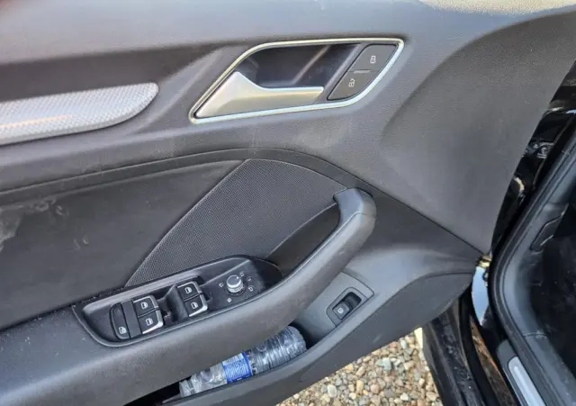 AUDI A3 Sportback 1.4 TFSI e-tron Ambiente