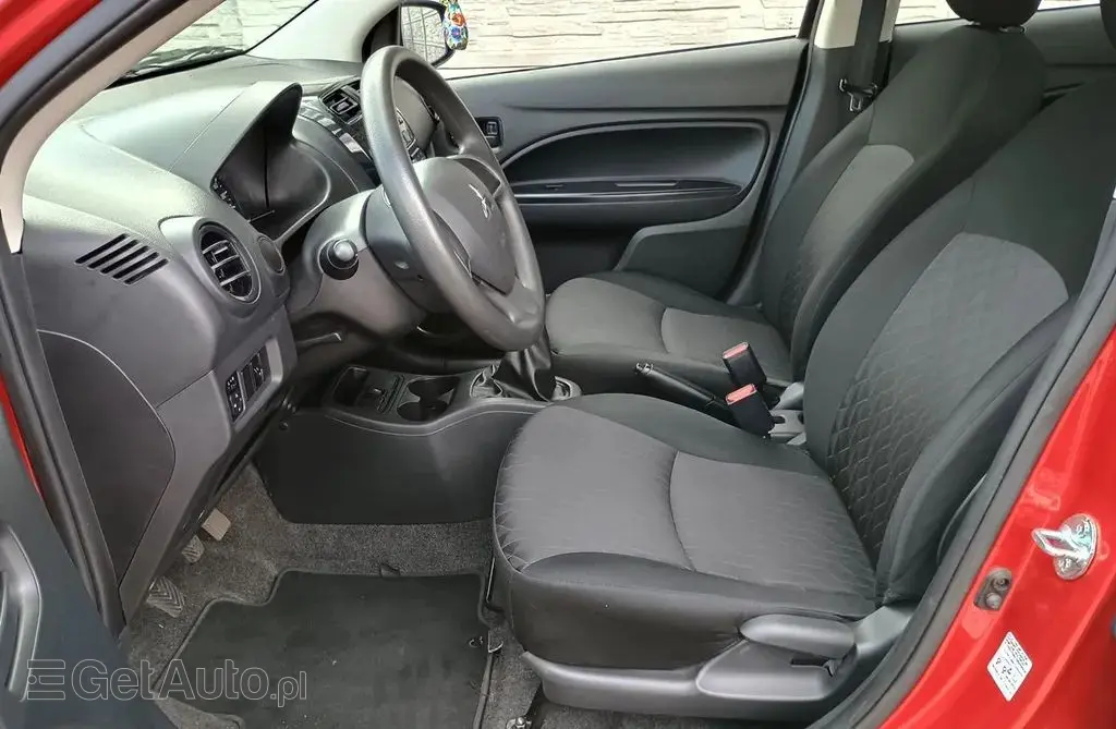 MITSUBISHI Space Star 