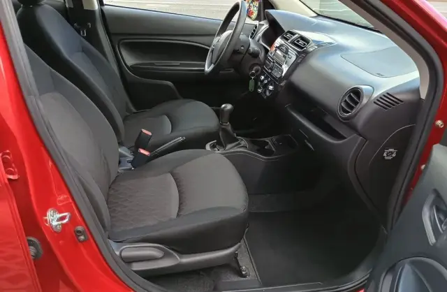 MITSUBISHI Space Star 