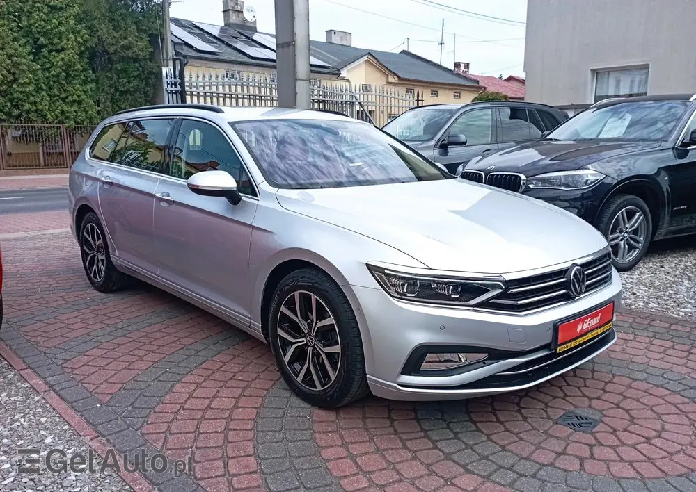 VOLKSWAGEN Passat Variant 2.0 TDI EVO Business DSG