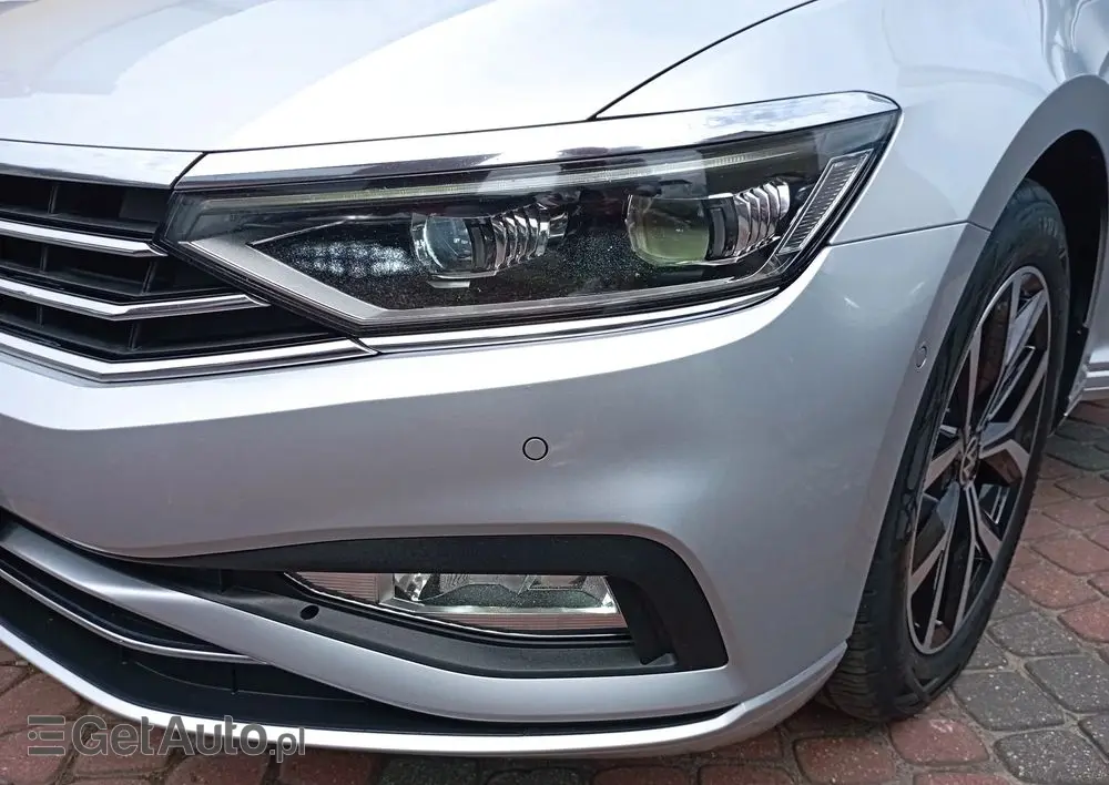 VOLKSWAGEN Passat Variant 2.0 TDI EVO Business DSG