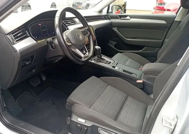 VOLKSWAGEN Passat Variant 2.0 TDI EVO Business DSG