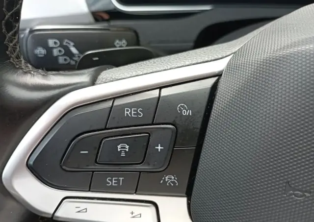VOLKSWAGEN Passat Variant 2.0 TDI EVO Business DSG
