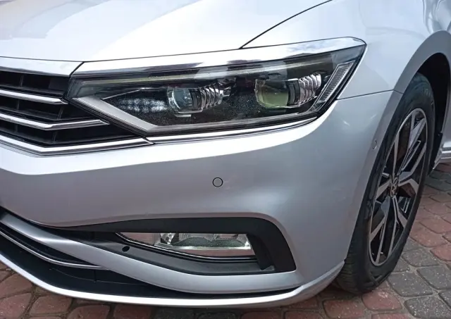 VOLKSWAGEN Passat Variant 2.0 TDI EVO Business DSG