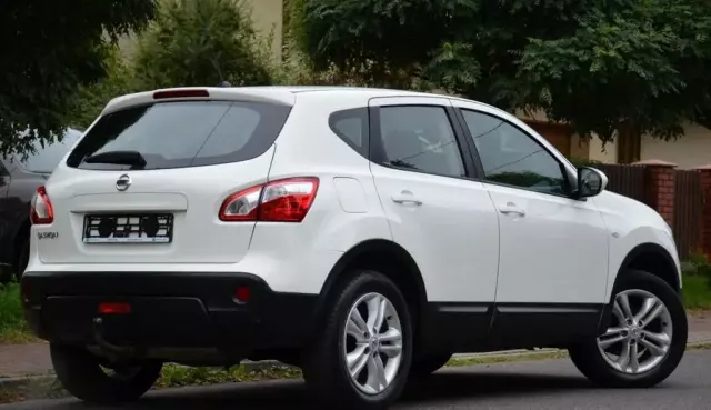 NISSAN Qashqai 