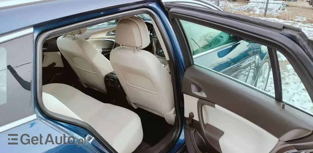 OPEL Insignia 