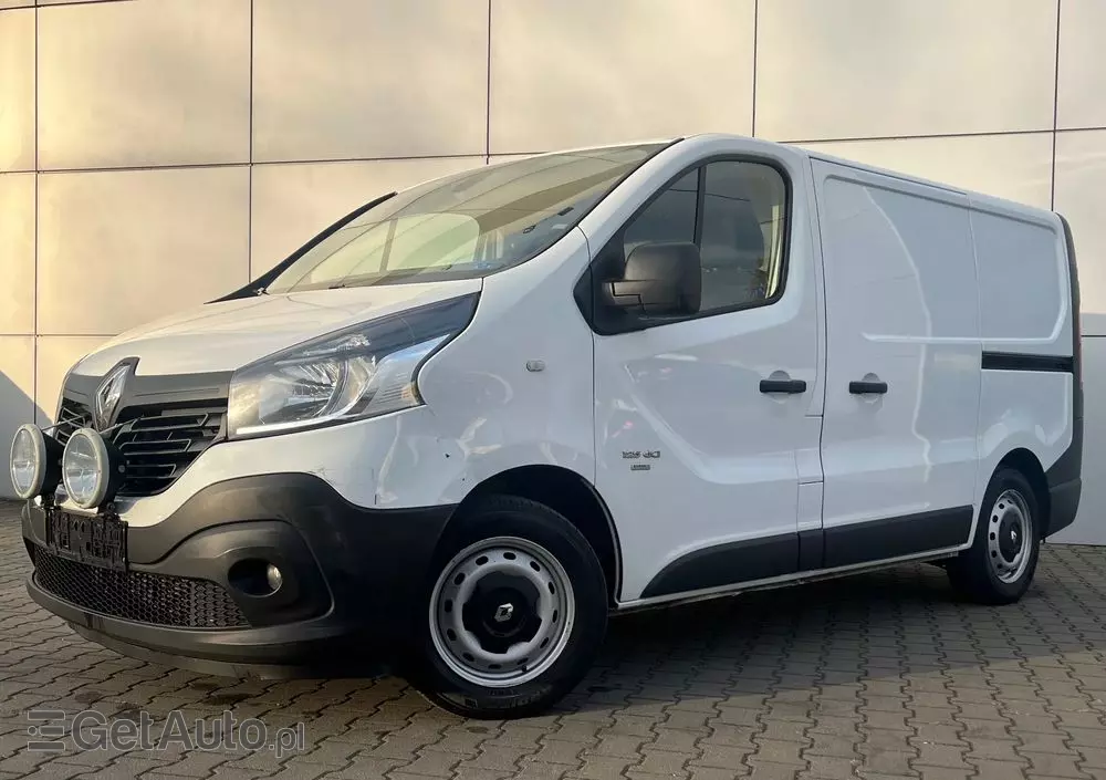 RENAULT Trafic 