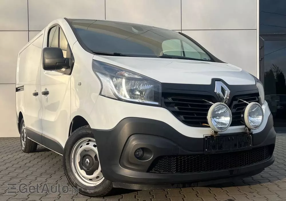 RENAULT Trafic 