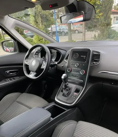 RENAULT Grand Scenic 