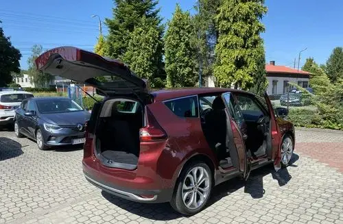 RENAULT Grand Scenic 