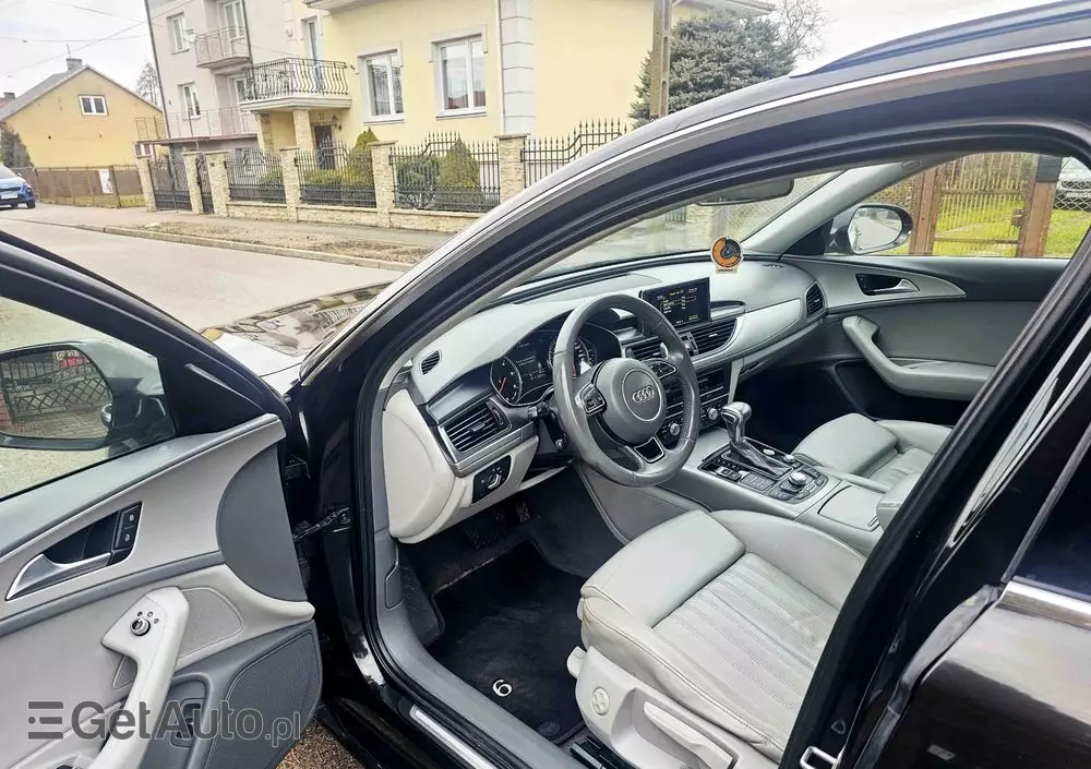 AUDI A6 Avant 2.0 TDI Ultra S tronic