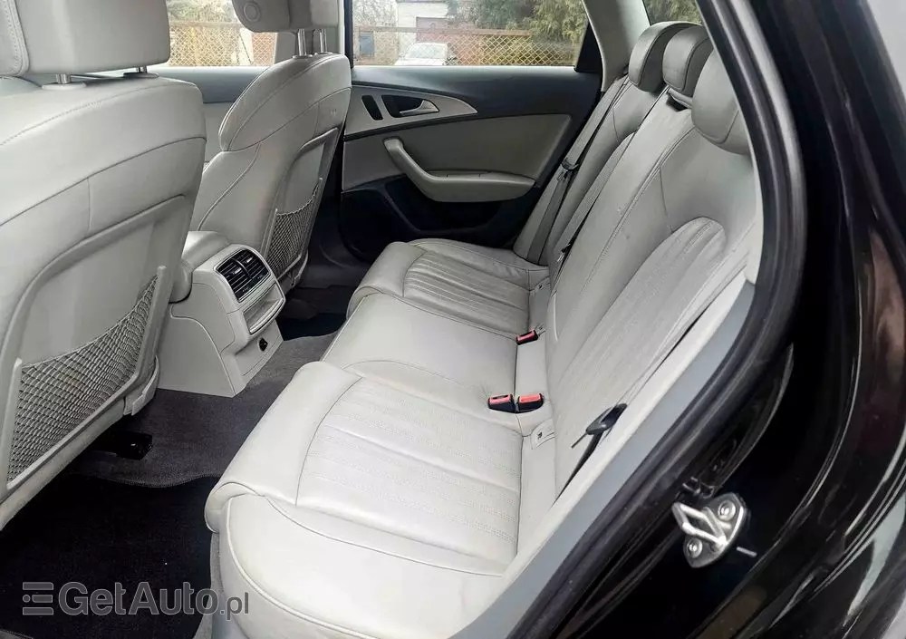 AUDI A6 Avant 2.0 TDI Ultra S tronic