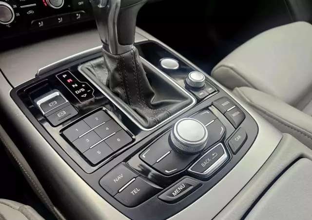 AUDI A6 Avant 2.0 TDI Ultra S tronic