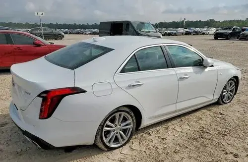 CADILLAC CT4 