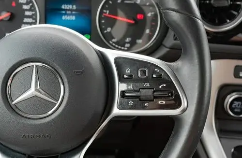 MERCEDES-BENZ T 