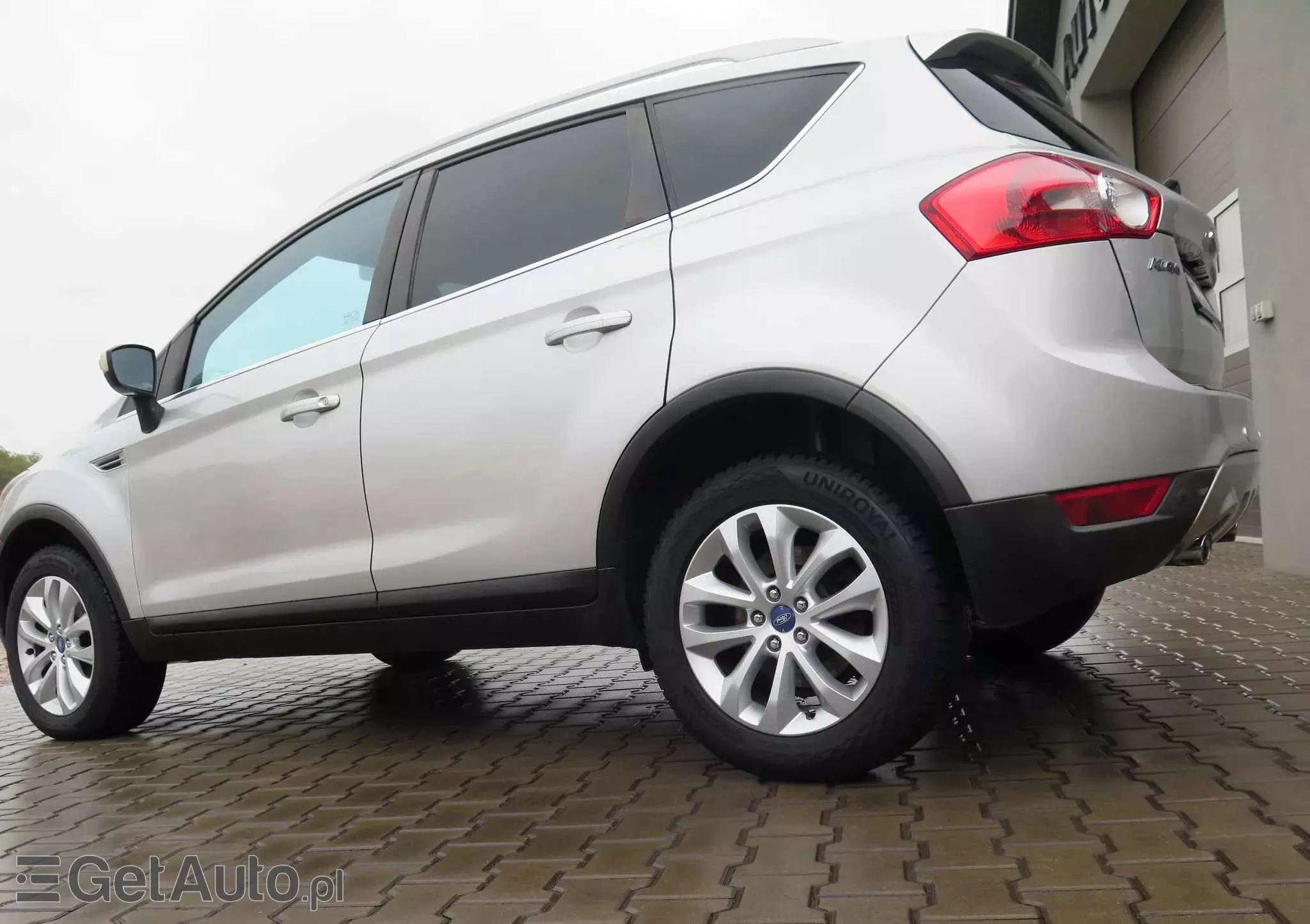 FORD Kuga 2.0 TDCi 2x4 Titanium