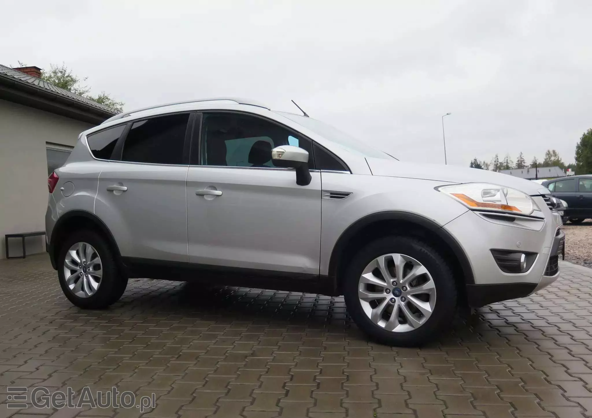 FORD Kuga 2.0 TDCi 2x4 Titanium