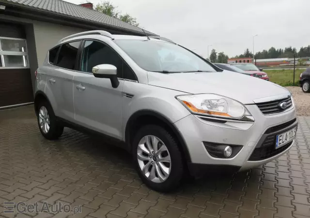 FORD Kuga 2.0 TDCi 2x4 Titanium