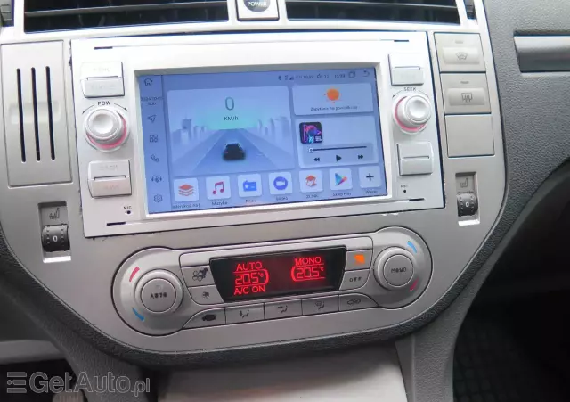 FORD Kuga 2.0 TDCi 2x4 Titanium