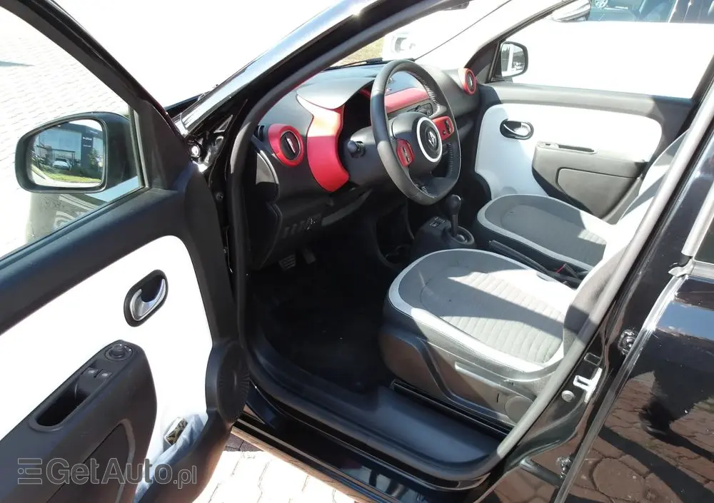 RENAULT Twingo 