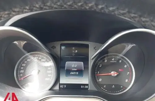 MERCEDES-BENZ GLC 