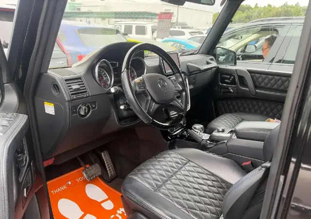 MERCEDES-BENZ Klasa G 63 AMG AMG SPEEDSHIFT 7G-TRONIC