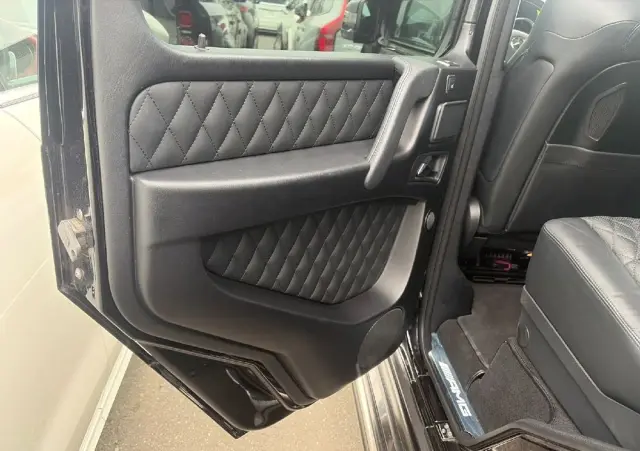 MERCEDES-BENZ Klasa G 63 AMG AMG SPEEDSHIFT 7G-TRONIC