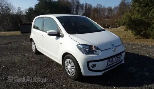 VOLKSWAGEN Up! 