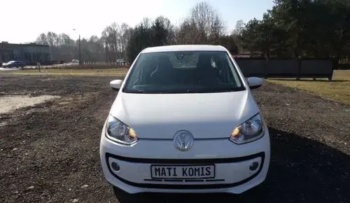 VOLKSWAGEN Up! 