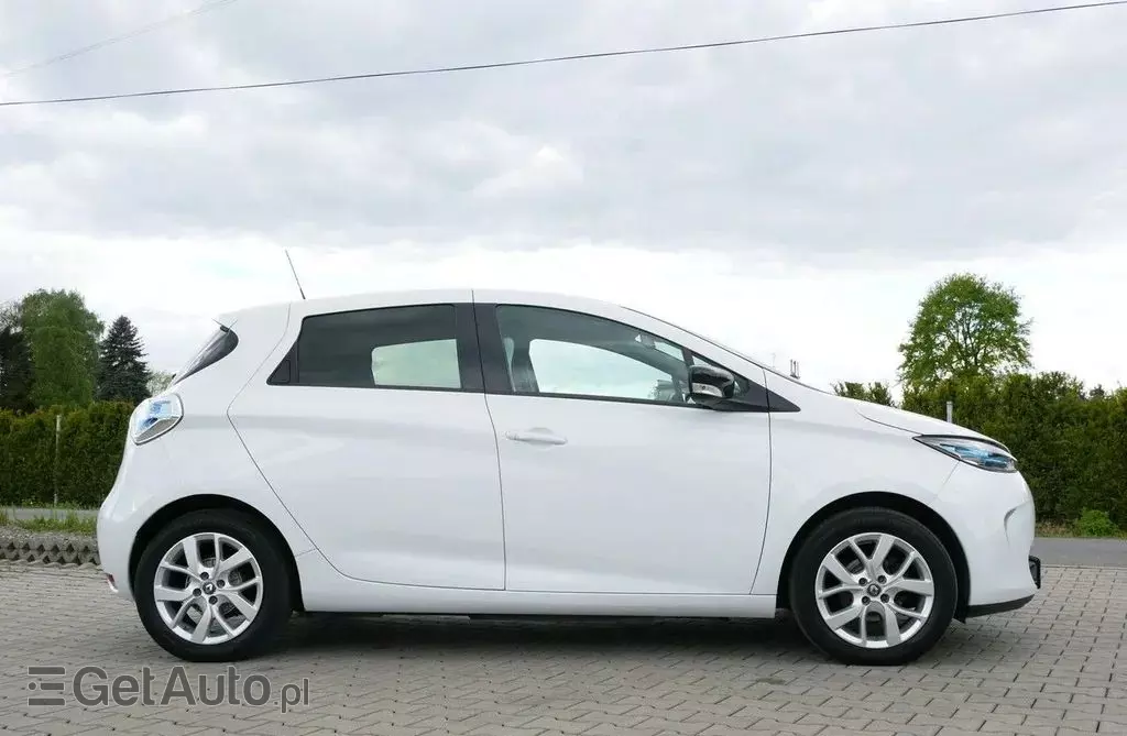 RENAULT Zoe 